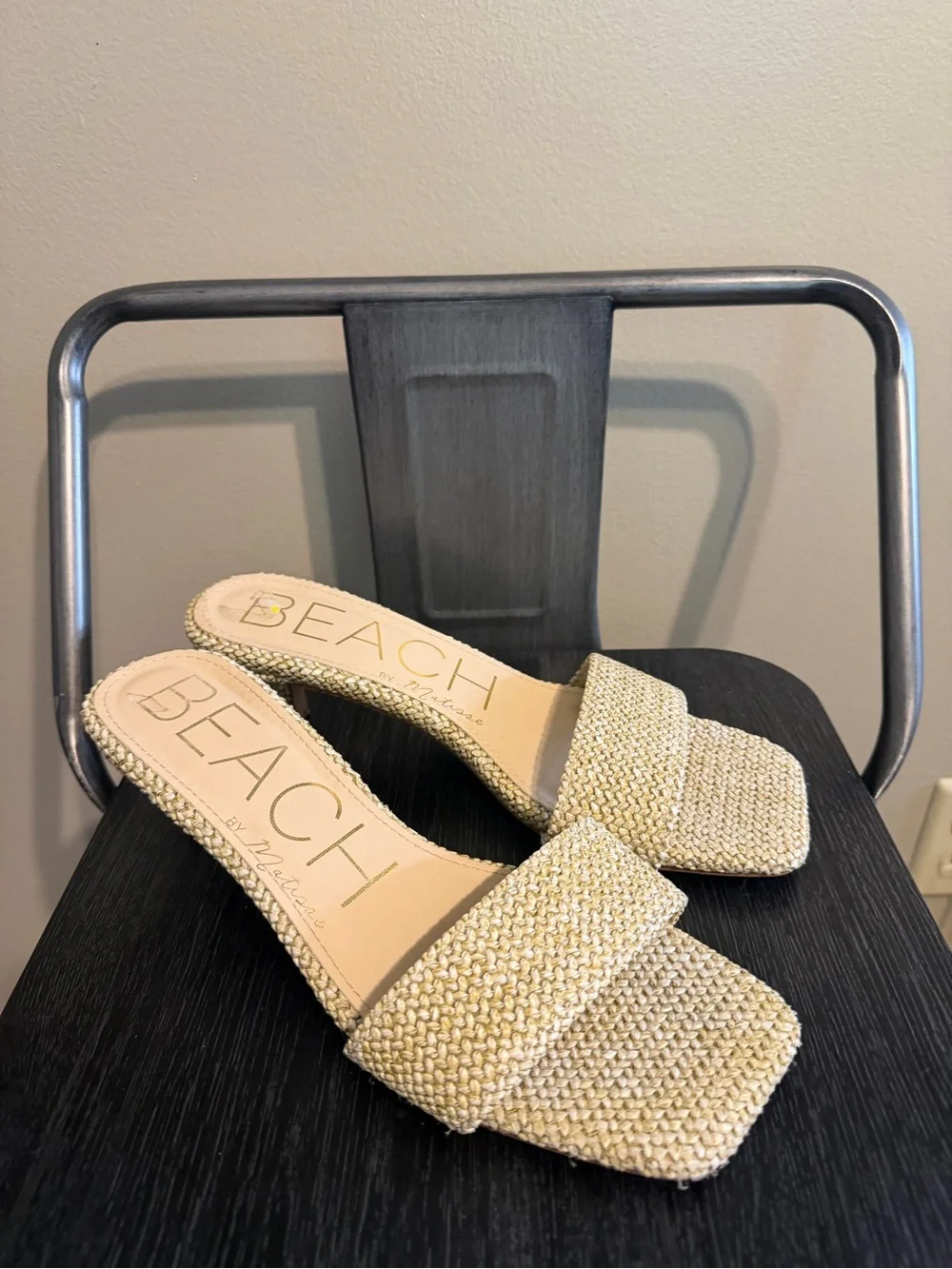 Beach by Matisse Capricorn Raffia Kitten Heel Slides Size 9